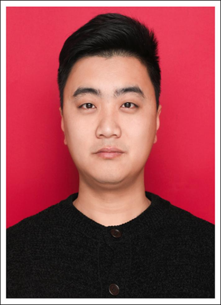 拉丁舞老师  薛楚衡