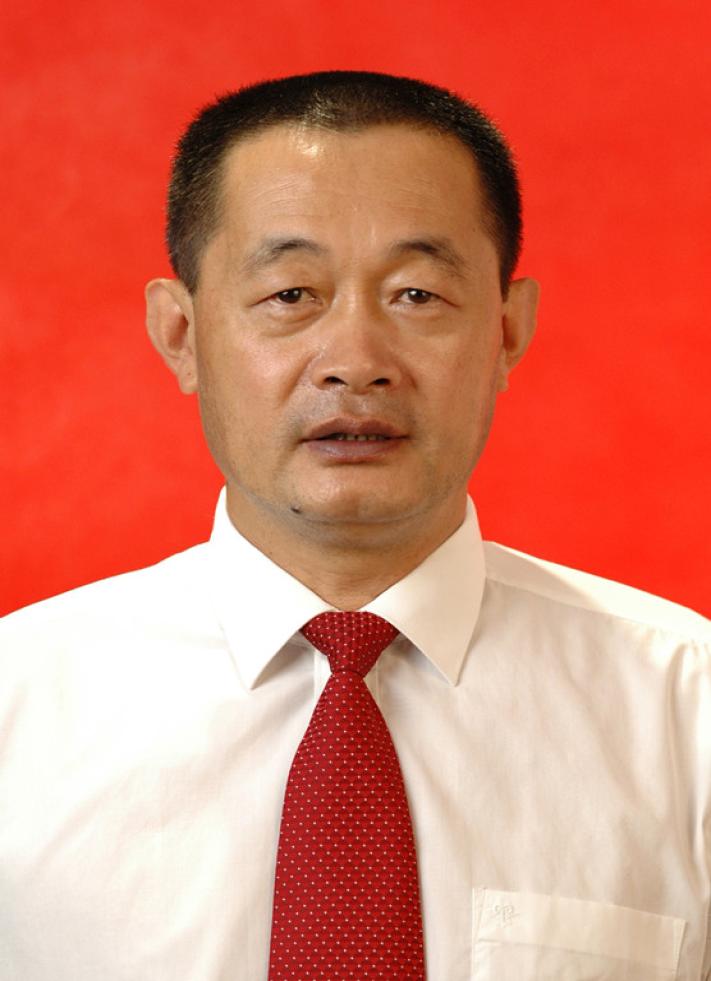 摄影教师   张健骐